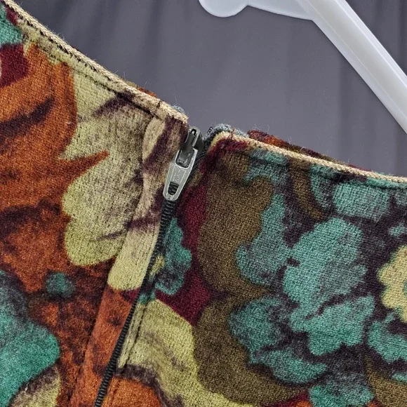 Vintage Floral Velvet Midi Dress 8 Long Sleeve Pleated Gold Buckle Lined70s - Picture 6 of 12